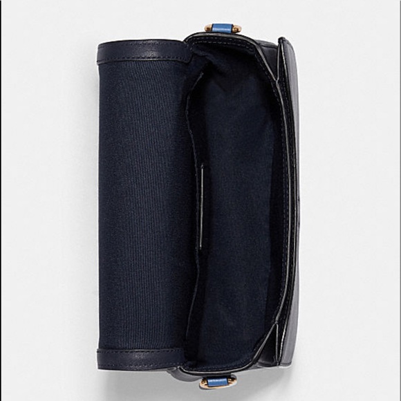 Coach Saddle Crossbody - Picture 2 of 3